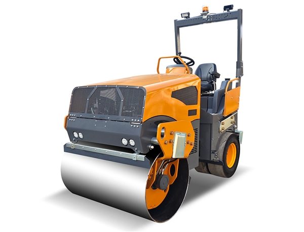 奔馬5噸小型座駕前鋼輪后膠輪壓路機(jī)BM5000D